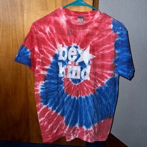 be kind tie-dye short sleeve tee